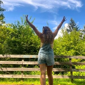 Meet your Posher, Katelyn